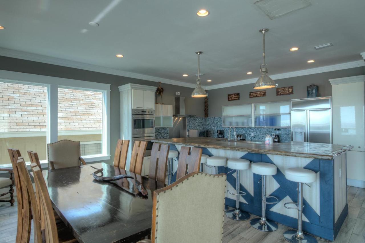 Making Waves - New Rates For August 10 - September 3rd!!! Holiday home